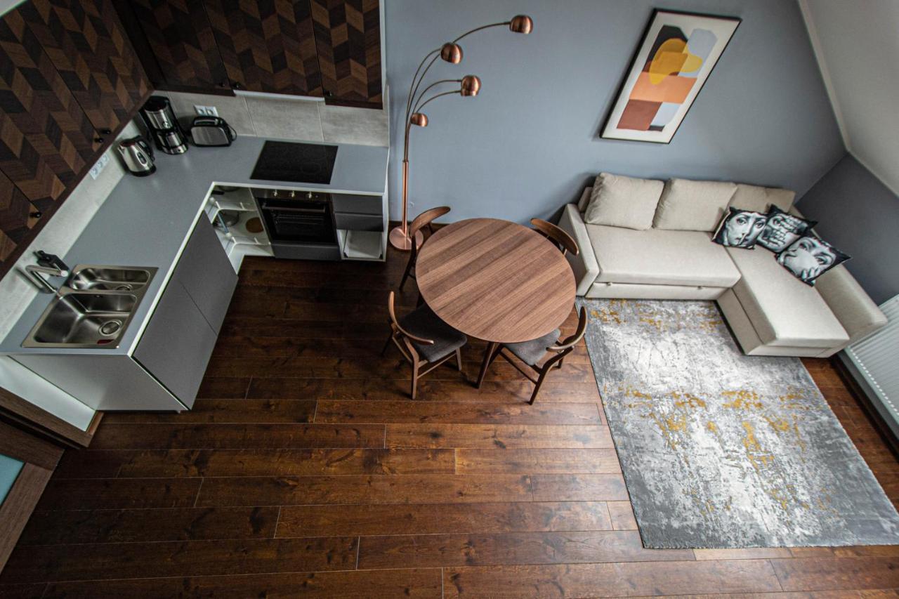 Quite Loft With Balcony And 3 Air Conditioners ปราก ภายนอก รูปภาพ